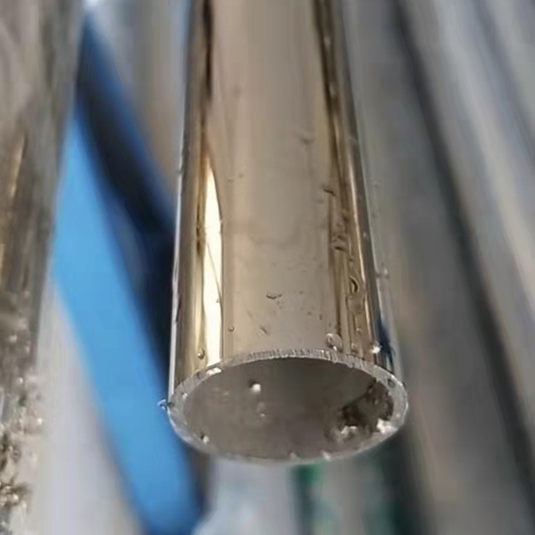 Stainless-steel-pipe-2